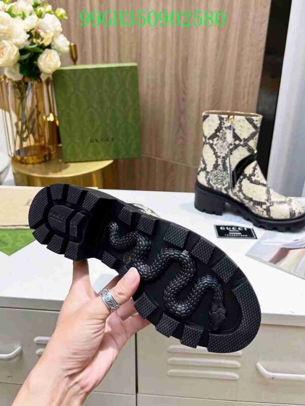 Gucci boots（99GH350902580）
