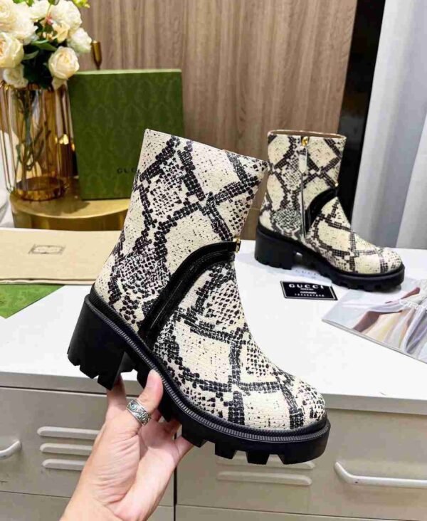 Gucci boots（99GH350902580）