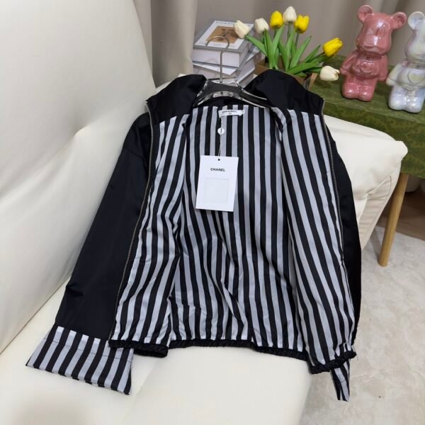 Chanel women's top（A7YC027159）