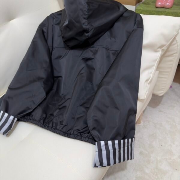 Chanel women's top（A7YC027159）