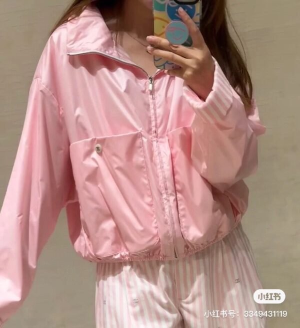 Chanel women's top（A7YC028159）
