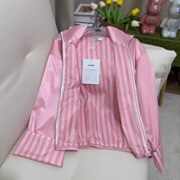 Chanel women's top（A7YC028159）