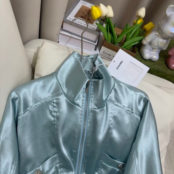Chanel women's top（A7YC046189）