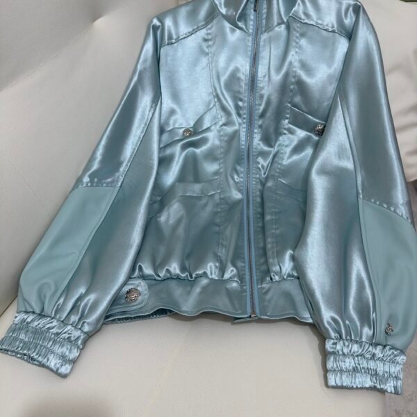 Chanel women's top（A7YC046189）