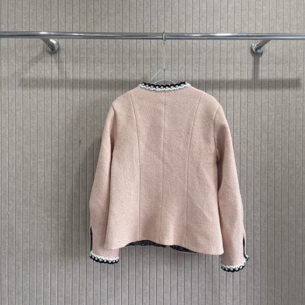 Chanel women's top（A7YO027309）