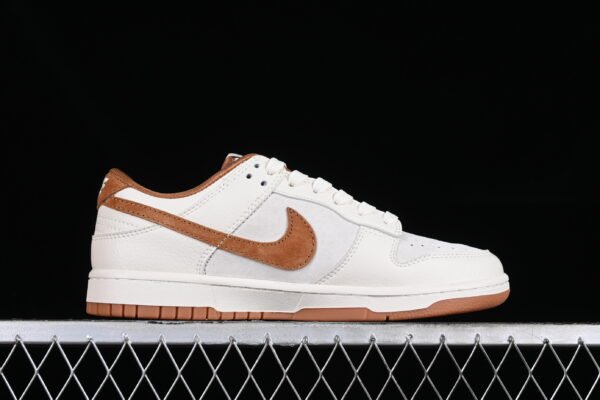 Nk SB Dunk Low LV Collaboration - Chocolate Anniversary High end Customized Low cut Casual Board Shoes（FC1688-133）