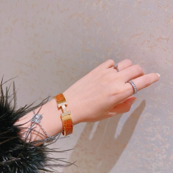 HERMES Enamel bracelet (Hl54B40)