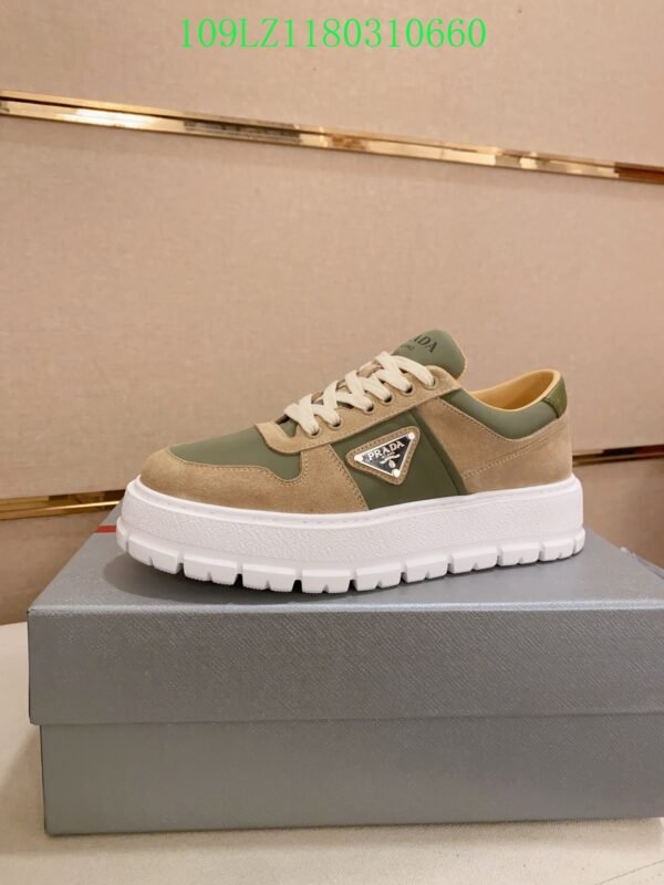 PRADA Downtown leather sneakers（109LZ118031）