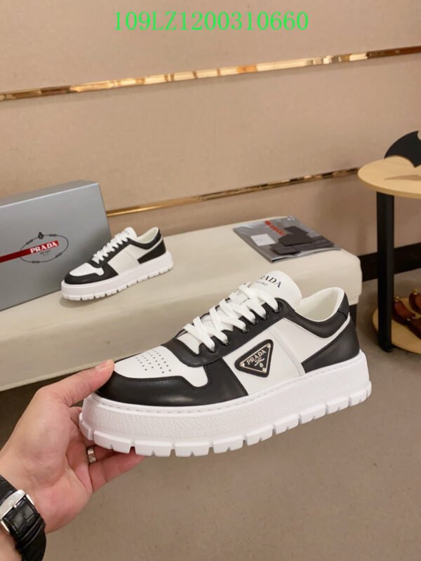 PRADA Downtown leather sneakers（109LZ120031）