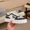 PRADA Downtown leather sneakers（109LZ120031）