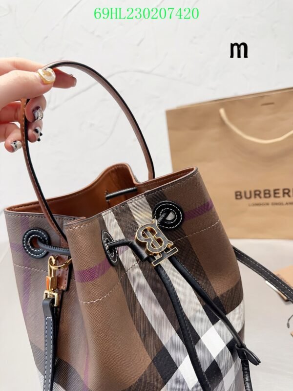 B Designer bucket bag（69HL2302）