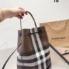 B Designer bucket bag（69HL2302）