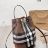 B Designer bucket bag（69HL2302）