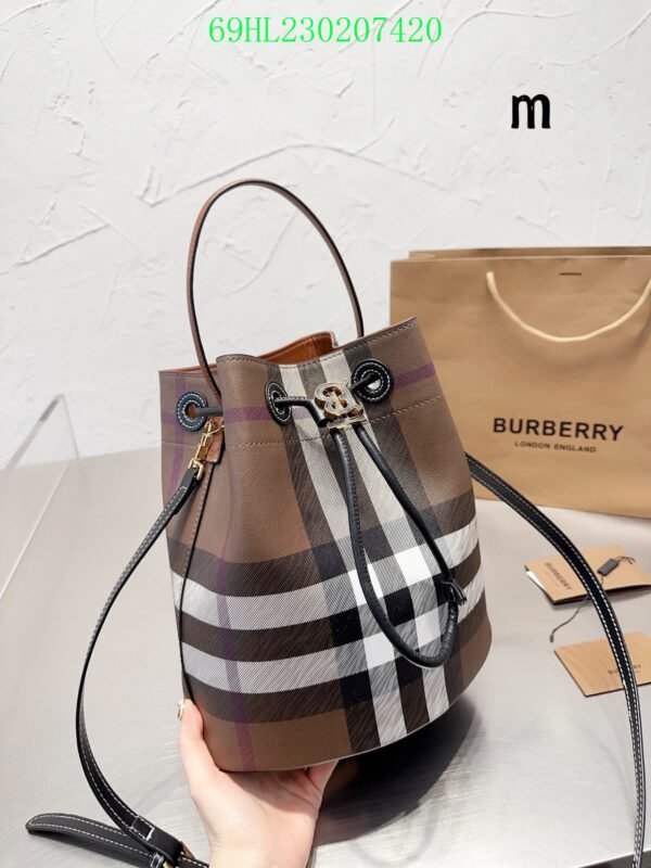 B Designer bucket bag（69HL2302）