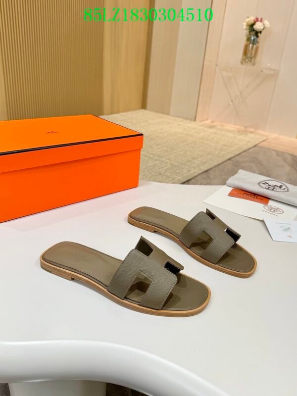 Hermes high-end sheepskin classic flat bottomed women's slippers (85LZ14-9-3)