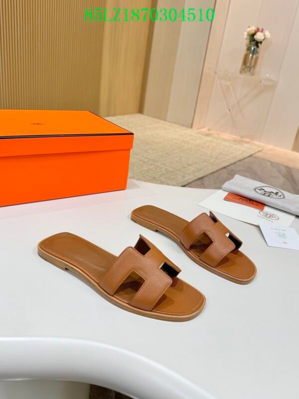 Hermes high-end sheepskin classic flat bottomed women's slippers (85LZ14-9-1)