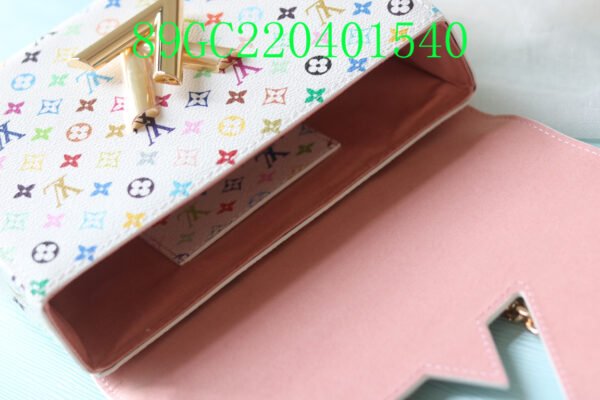 L-V New Arrivals bags (89GC22040)