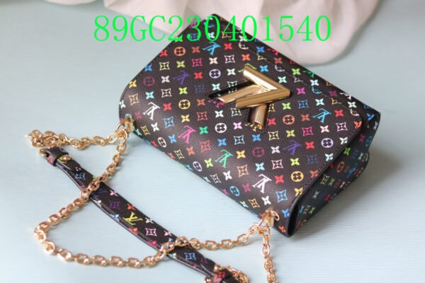 L-V New Arrivals bags (89GC23040)