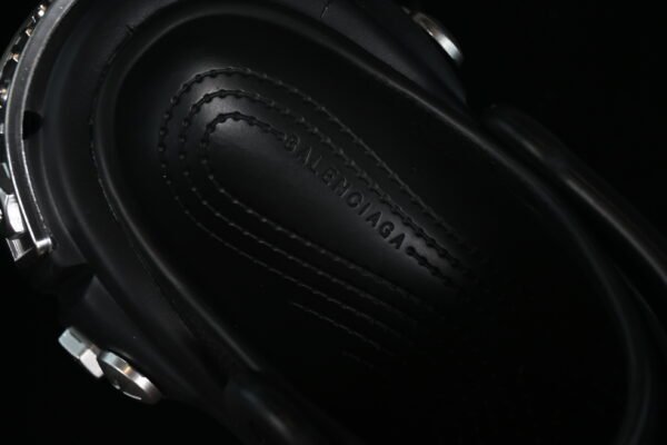 B*lenciaga Hardcrocs Slide（W1S8N1081）