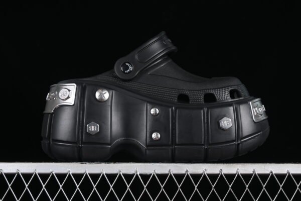 B*lenciaga Hardcrocs Slide（W1S8N1081）